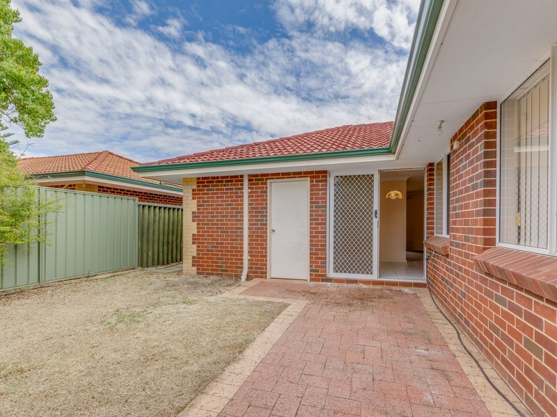 11/22 Swingler Way, Gosnells WA 6110