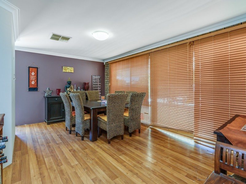 19 Farrer Place, Thornlie WA 6108