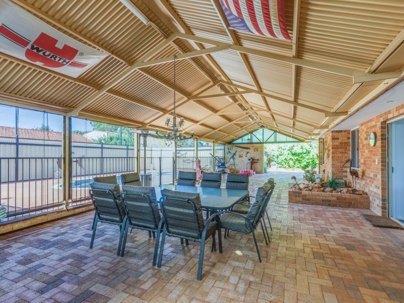 7 White Gum Rise, Byford WA 6122