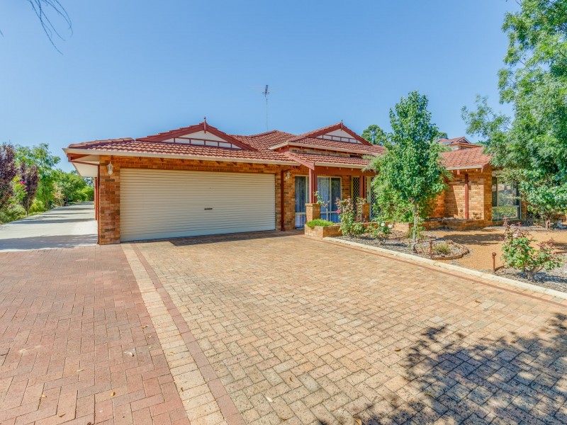 7 White Gum Rise, Byford WA 6122