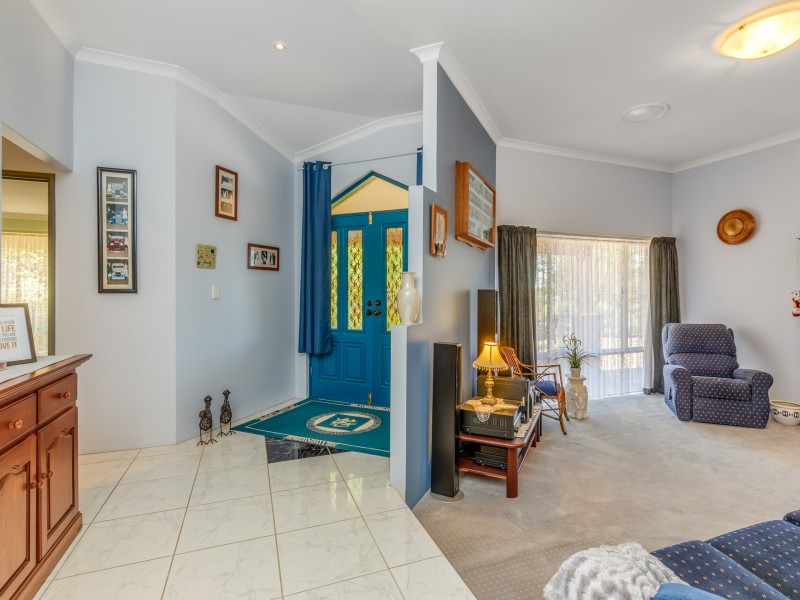 7 White Gum Rise, Byford WA 6122