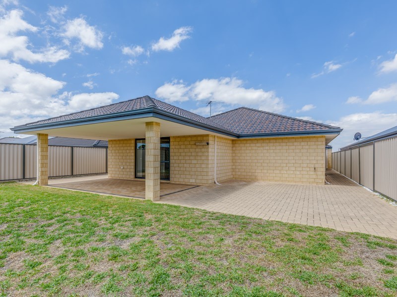 302 Lyon Road, Aubin Grove WA 6164