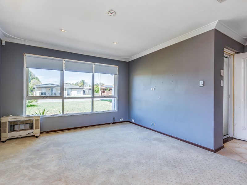 20 Helena Crescent, Thornlie WA 6108