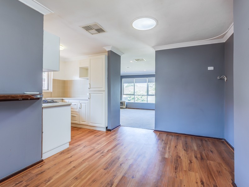 20 Helena Crescent, Thornlie WA 6108