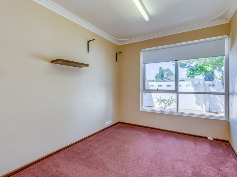 20 Helena Crescent, Thornlie WA 6108