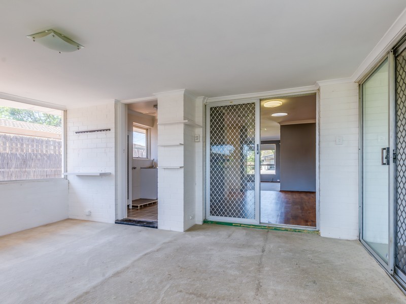 20 Helena Crescent, Thornlie WA 6108