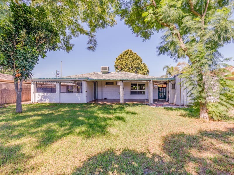 20 Helena Crescent, Thornlie WA 6108