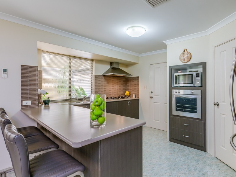 16 Dornoch Way, Canning Vale WA 6155