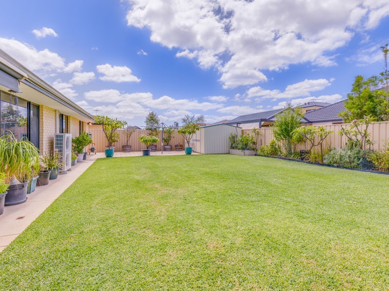 16 Dornoch Way, Canning Vale WA 6155