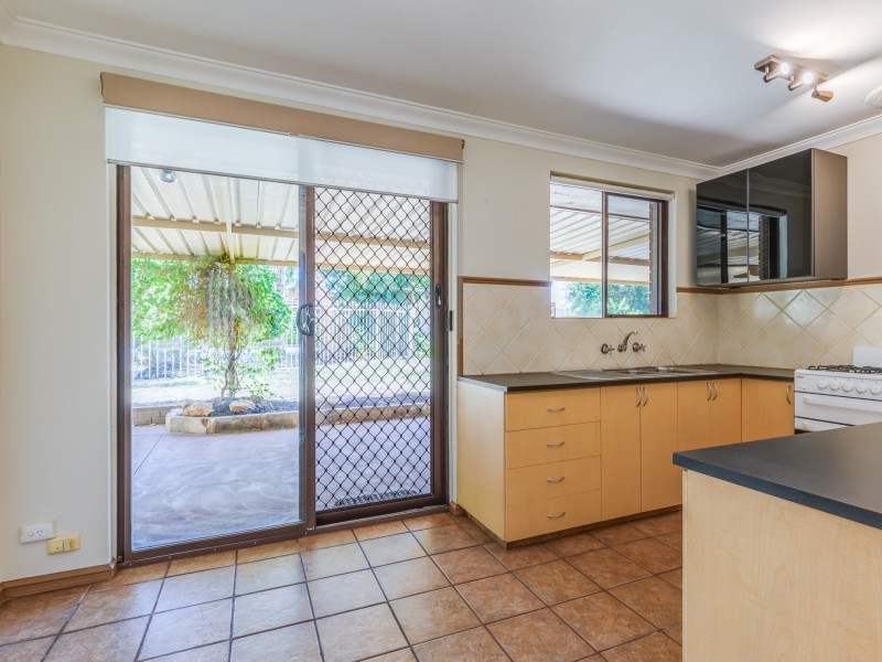 93 Shillington Way, Thornlie WA 6108
