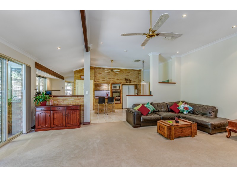 24 Geranium Place, Canning Vale WA 6155