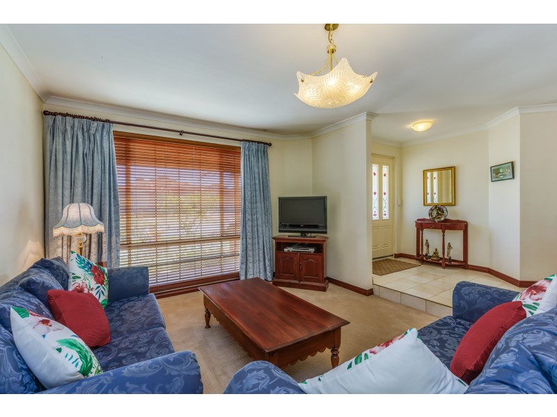 24 Geranium Place, Canning Vale WA 6155