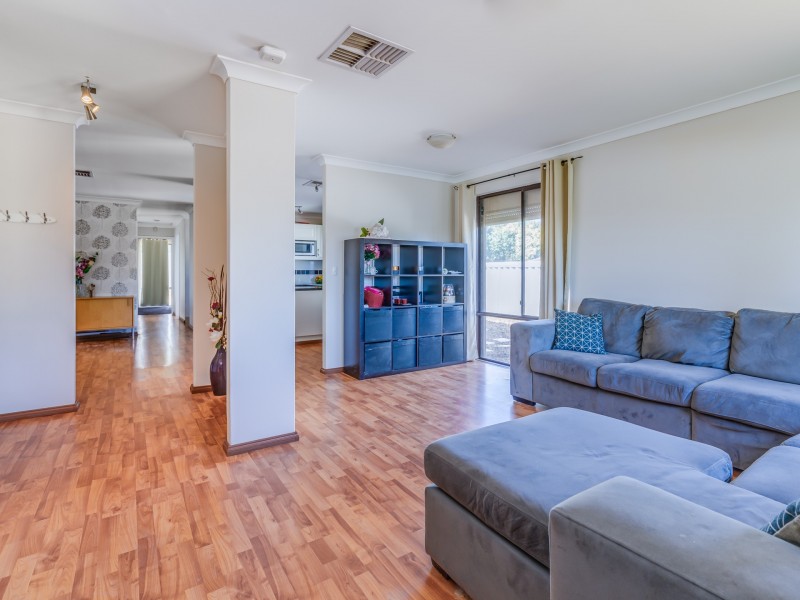 55 Wooramel Crescent, Gosnells WA 6110