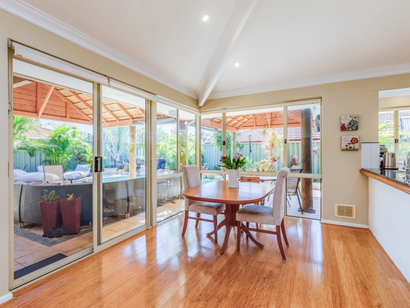 6 Iberis Place, Woodvale WA 6026