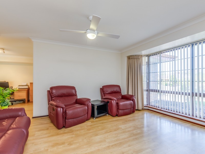18 Monarch Court, Thornlie WA 6108