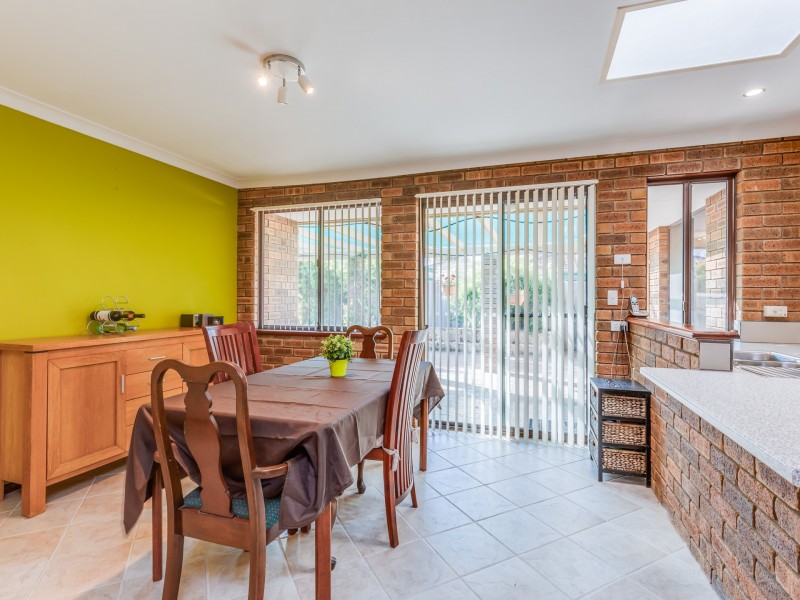 18 Monarch Court, Thornlie WA 6108