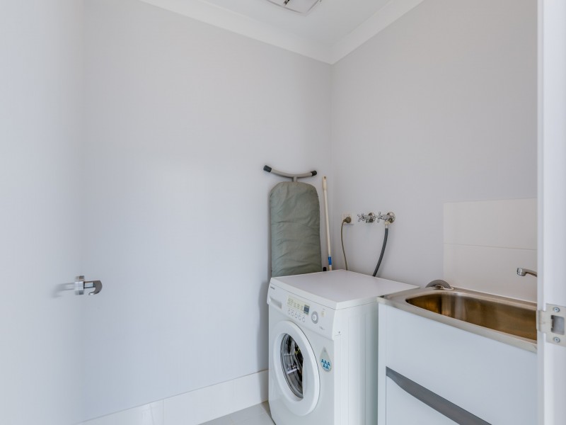 3 Affable Way, Atwell WA 6164