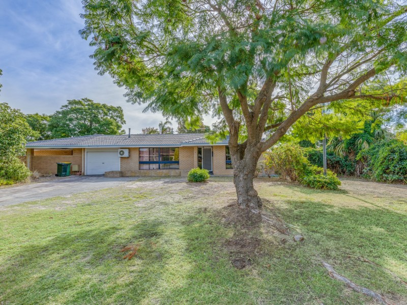 6 Nields Street, Ferndale WA 6148