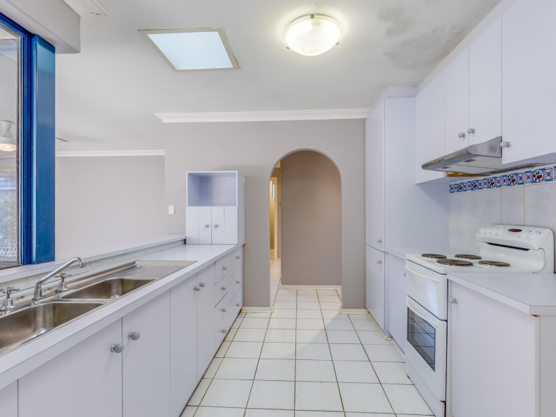 6 Nields Street, Ferndale WA 6148