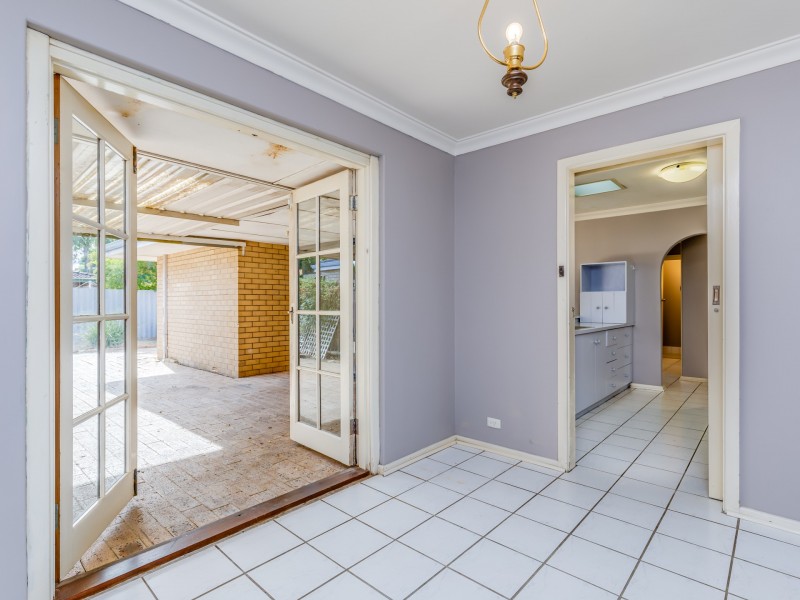 6 Nields Street, Ferndale WA 6148