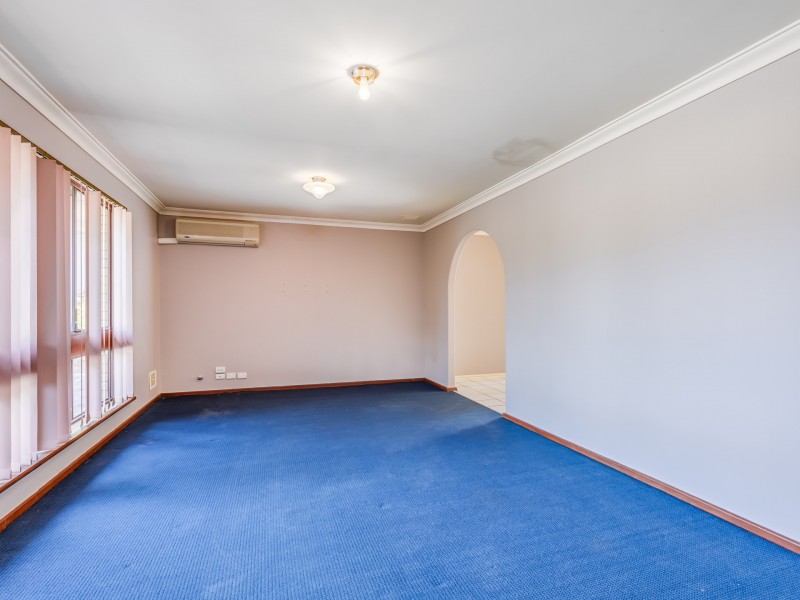 6 Nields Street, Ferndale WA 6148