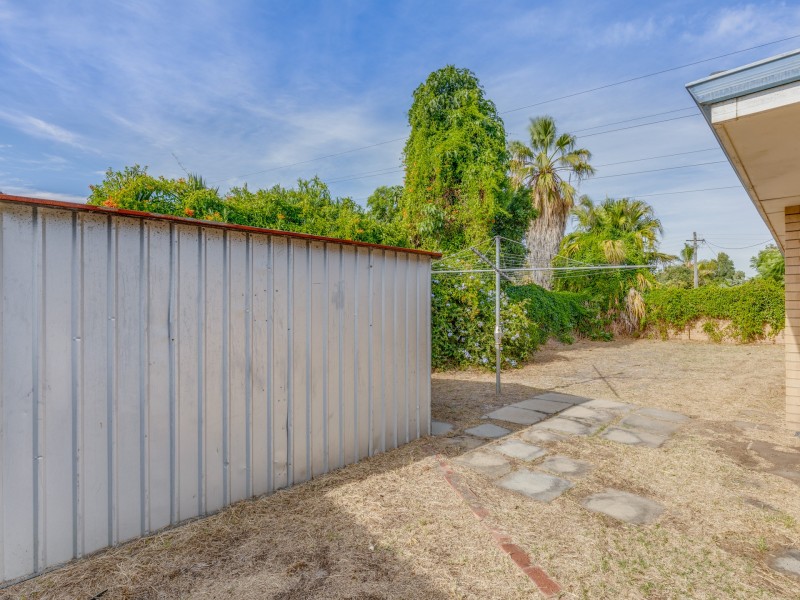 6 Nields Street, Ferndale WA 6148