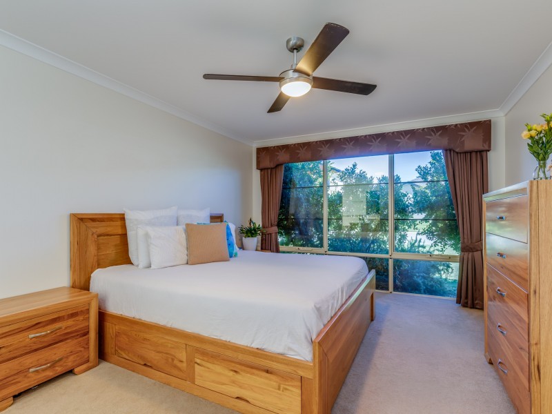 15 Cronulla Road, Secret Harbour WA 6173