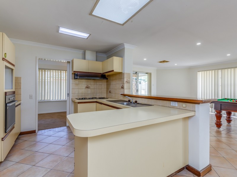 9 Aveley Street, Willetton WA 6155