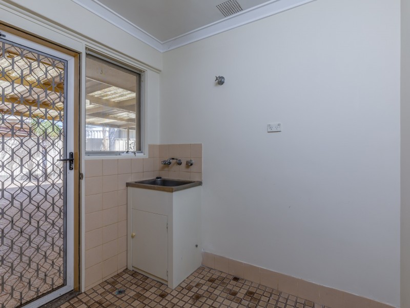 9 Aveley Street, Willetton WA 6155