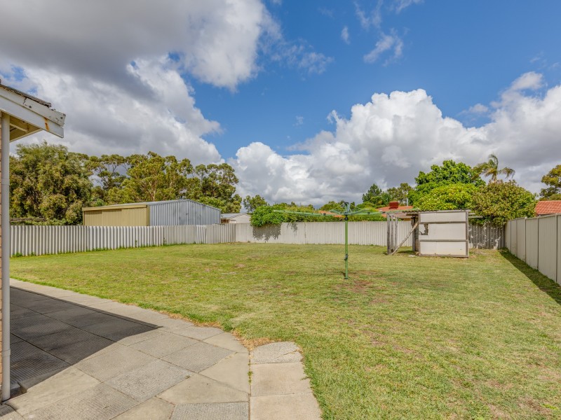 42 Fremantle Road, Gosnells WA 6110