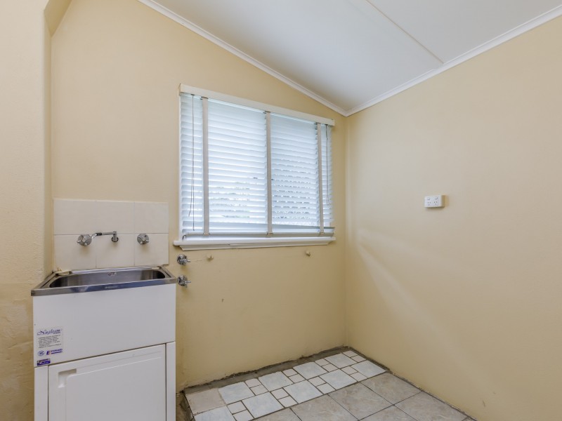 42 Fremantle Road, Gosnells WA 6110