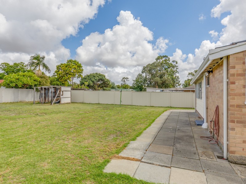 42 Fremantle Road, Gosnells WA 6110