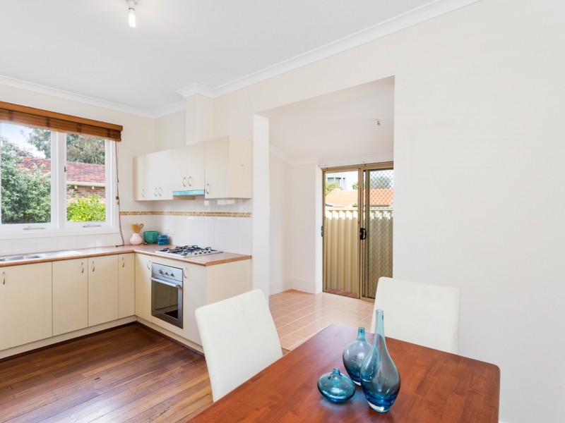 33 Williams Road, Coolbellup WA 6163