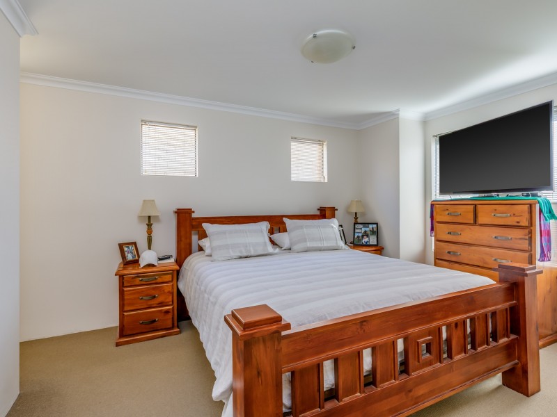 49 Amalfi Way, Canning Vale WA 6155