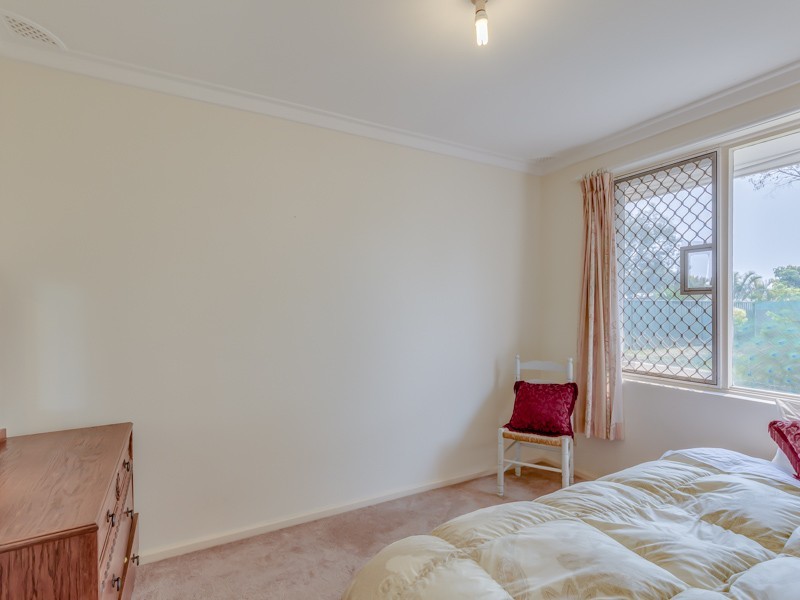 25 Dunnell Street, Maddington WA 6109