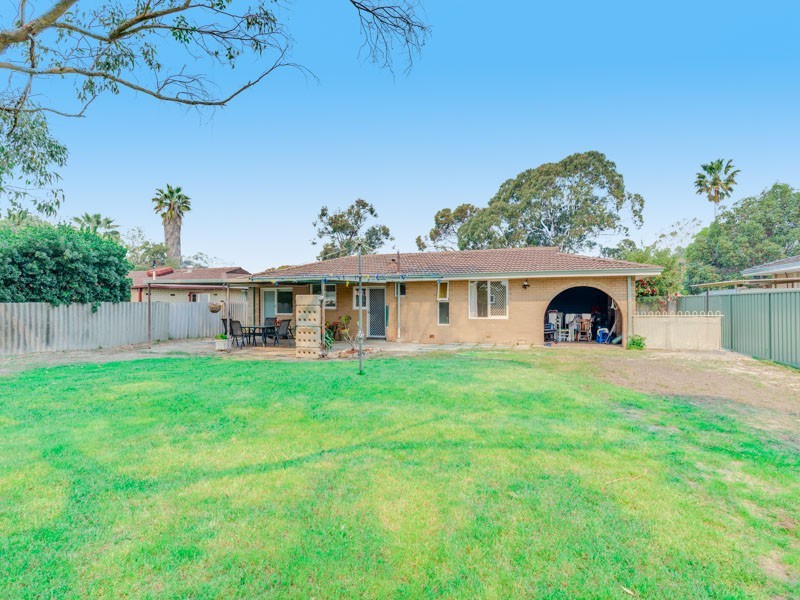 25 Dunnell Street, Maddington WA 6109