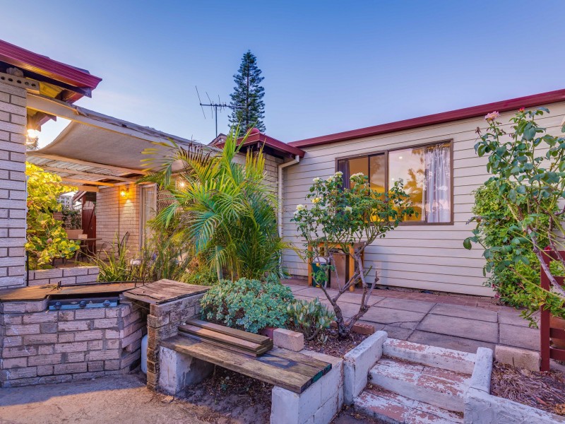 1 Rainbow Court, Gosnells WA 6110