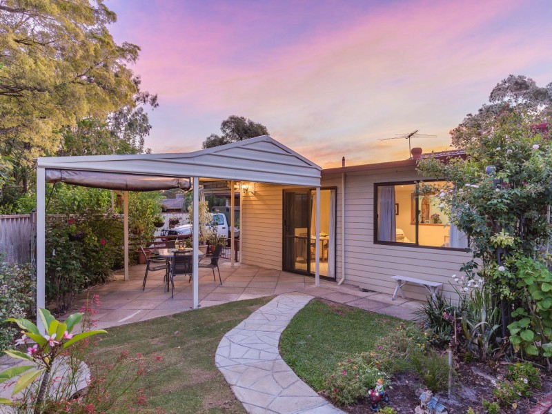 1 Rainbow Court, Gosnells WA 6110