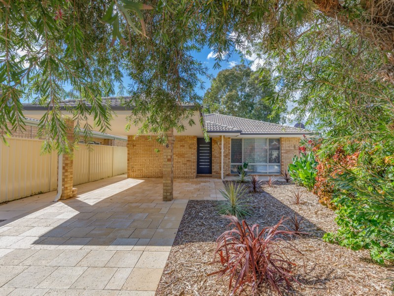 6 Calca Place, Kenwick WA 6107