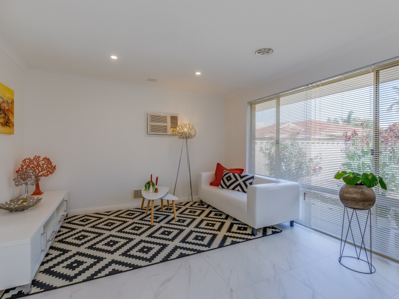 6 Calca Place, Kenwick WA 6107