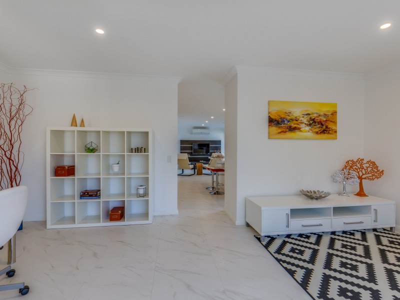 6 Calca Place, Kenwick WA 6107