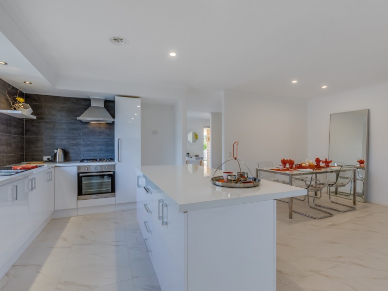 6 Calca Place, Kenwick WA 6107