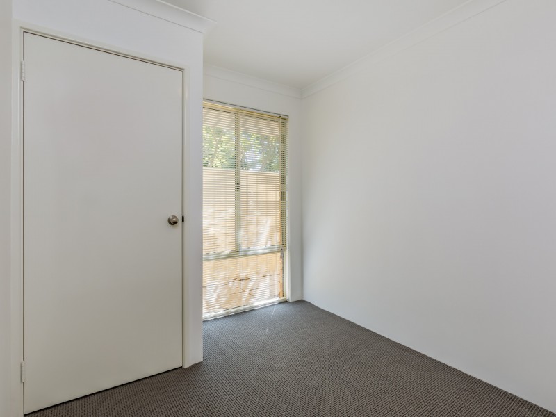 6 Calca Place, Kenwick WA 6107