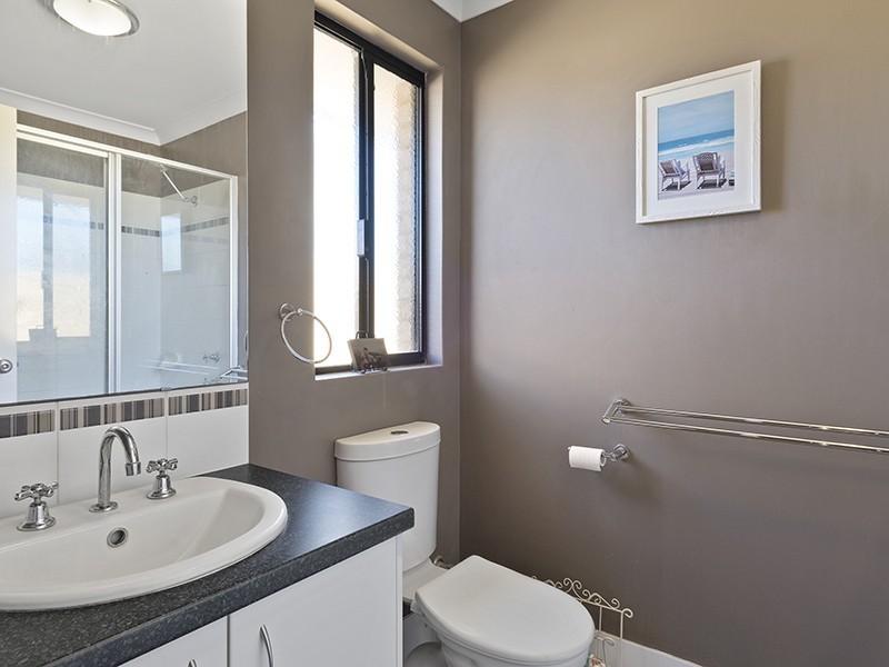 22 Serotina Lane, Aubin Grove WA 6164