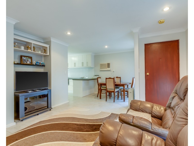 5/6 Neon Close, Parkwood WA 6147