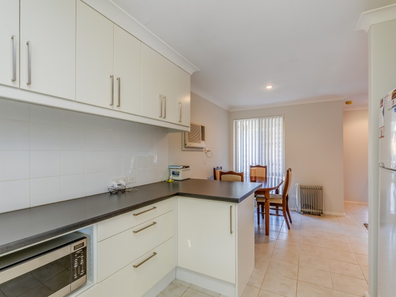 5/6 Neon Close, Parkwood WA 6147