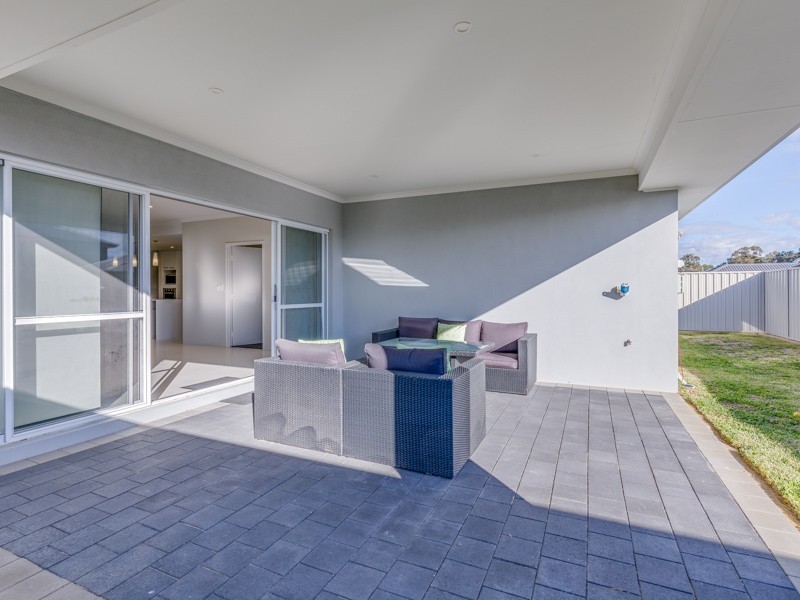 23 Verbania Loop, Beeliar WA 6164