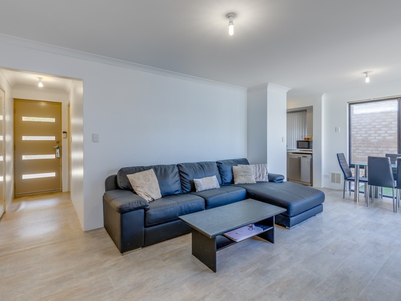 9B Preston Way, Balga WA 6061