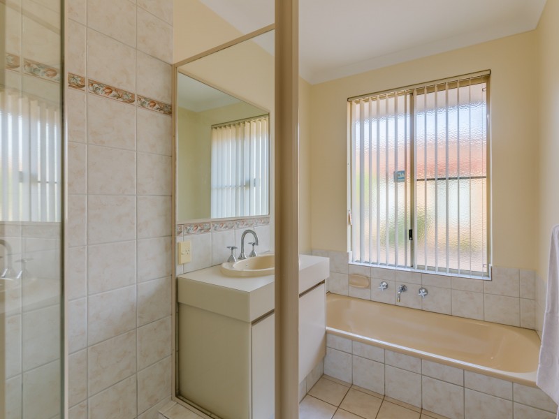 1/18 Latham Road, Ferndale WA 6148