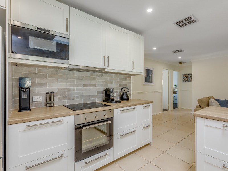 18 Meuller Way, Thornlie WA 6108